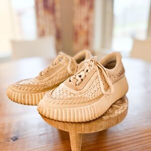🤍 Dolce Vita Dolen Sneakers ~ Sandstone Knit ~ Size 6